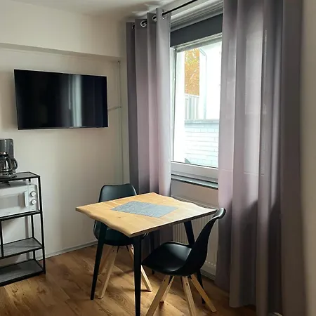 1 Naehe Uni アパート