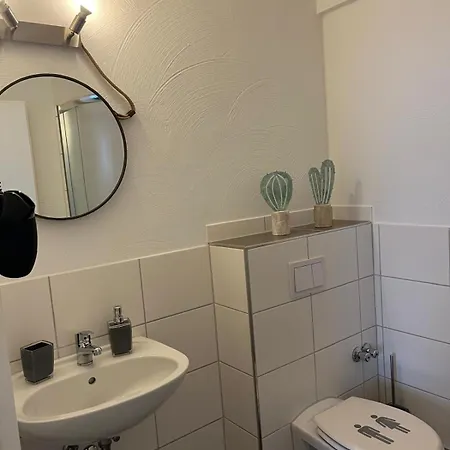 アパート 1 Naehe Uni